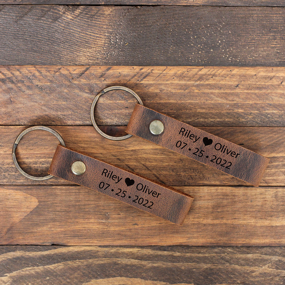 Matching Couple Keychain Set, Name and Date Engraved Personalized Leather Keychain for Boyfriend and Girlfriend