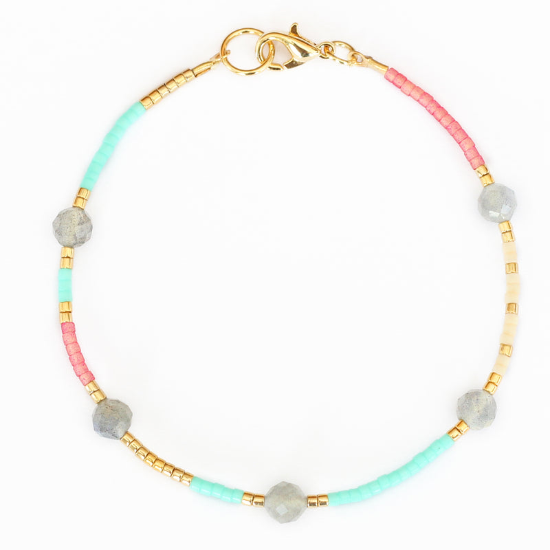 Colorful beaded labradorite bracelet